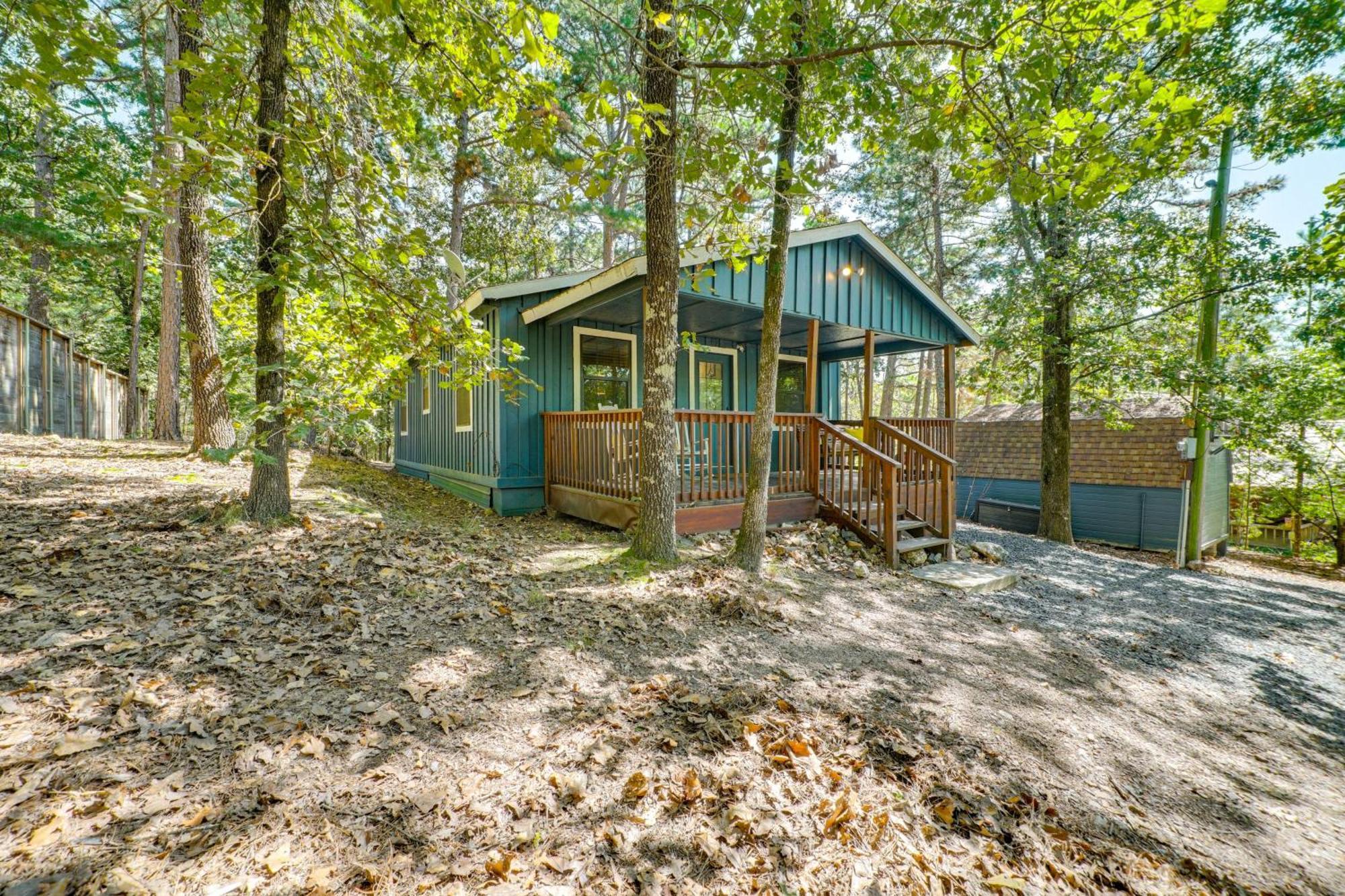 Broken Bow Cabin With Hot Tub And Game Room! Luaran gambar